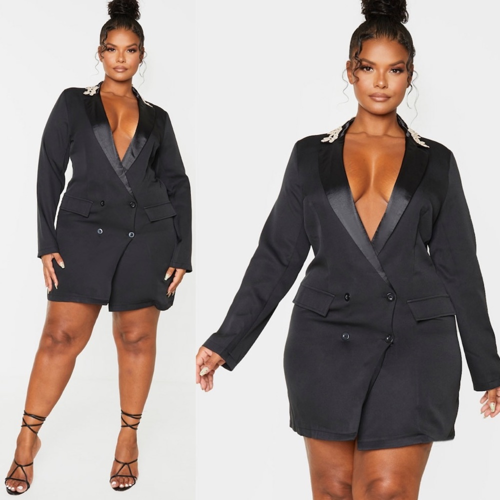 Blazer Dress with Embroidered Collar